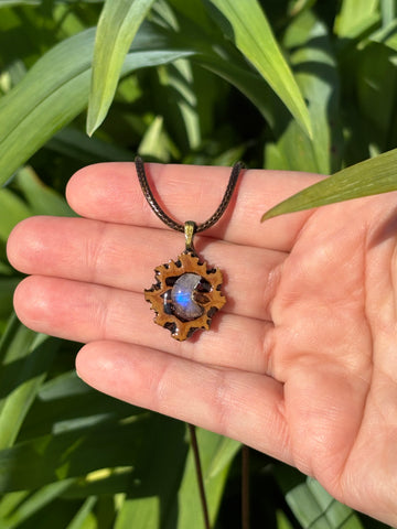 Labradorite Butternut Pendant Necklace