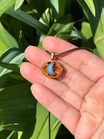 Labradorite Hickory Nut Pendant Necklace