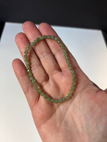 4mm Faceted Peridot Stretch Bracelet