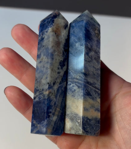 Sodalite Standing Point