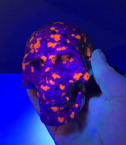 UV REACTIVE Yooperlite Skull